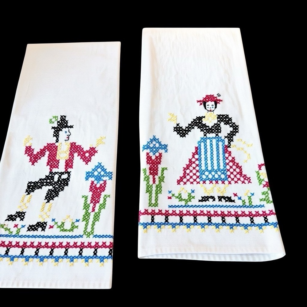 Vtg Unbranded Linen kitchen towels Embroidered Man & Woman In Traditional Clothe